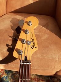 Fender Standard Jazz Bass Brown Burst (3)